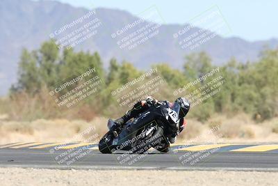 media/Apr-20-2025-CVMA (Sun) [[39090e8767]]/Race 16-Formula Middleweight/